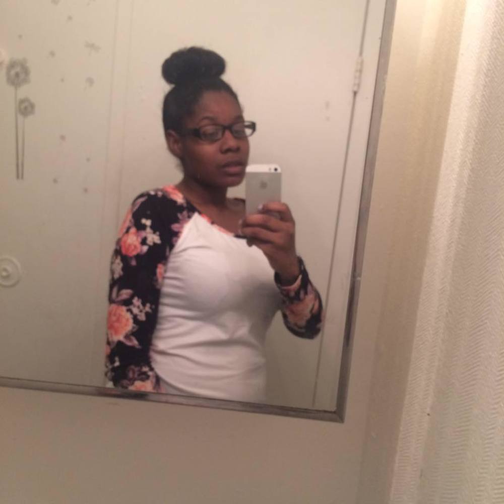 Meet your Posher, Nikkia